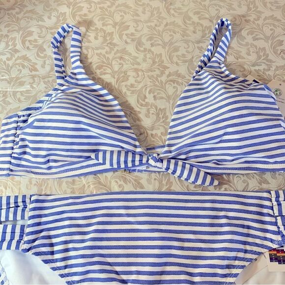 Time and Tru Swimsuit Bikini Blue/White Striped Sz 3X 24W-26W NWT Gorgeous - Picture 4 of 8